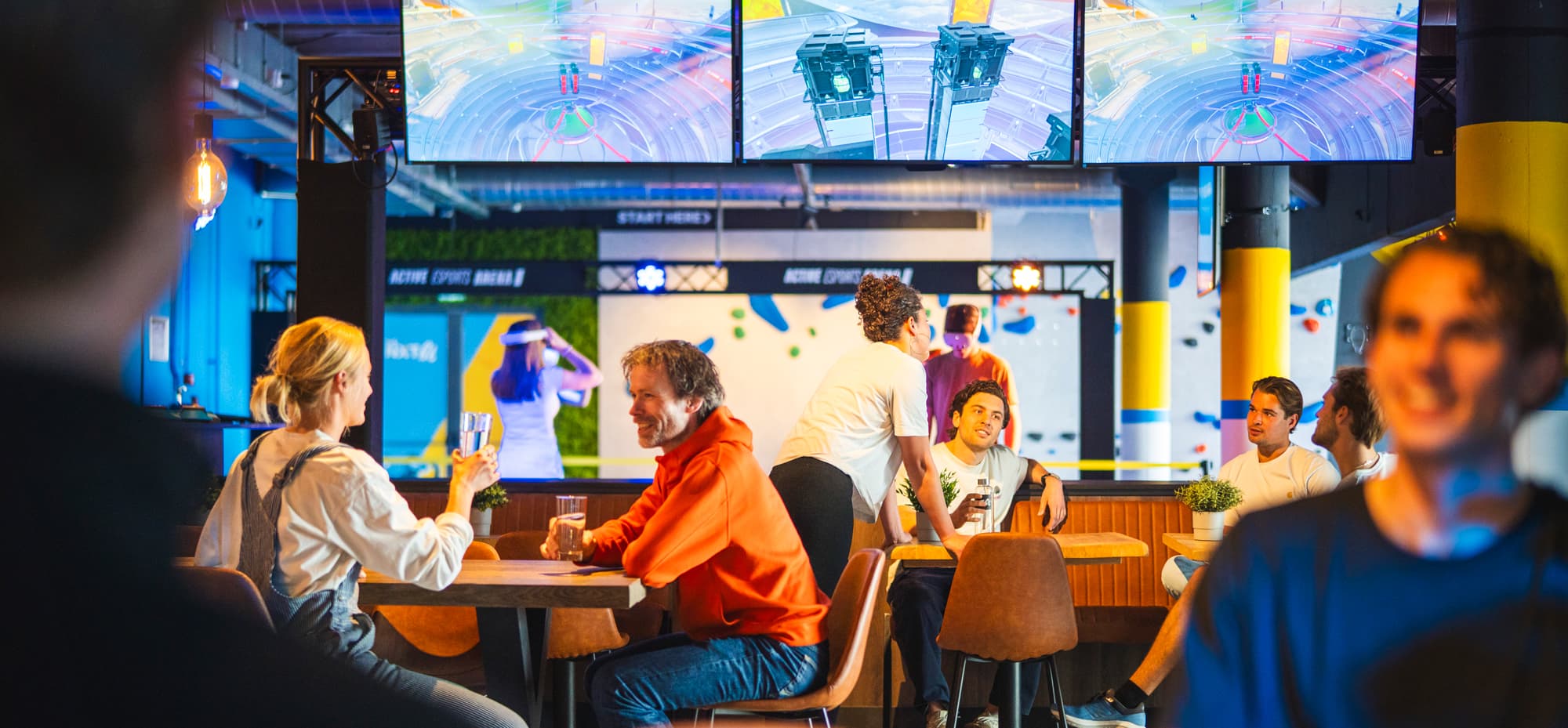Friends gathering – experience together